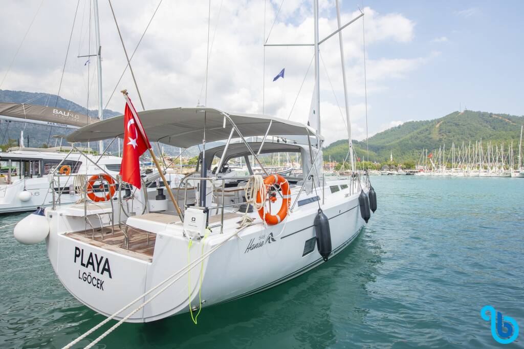 Hanse 548, 