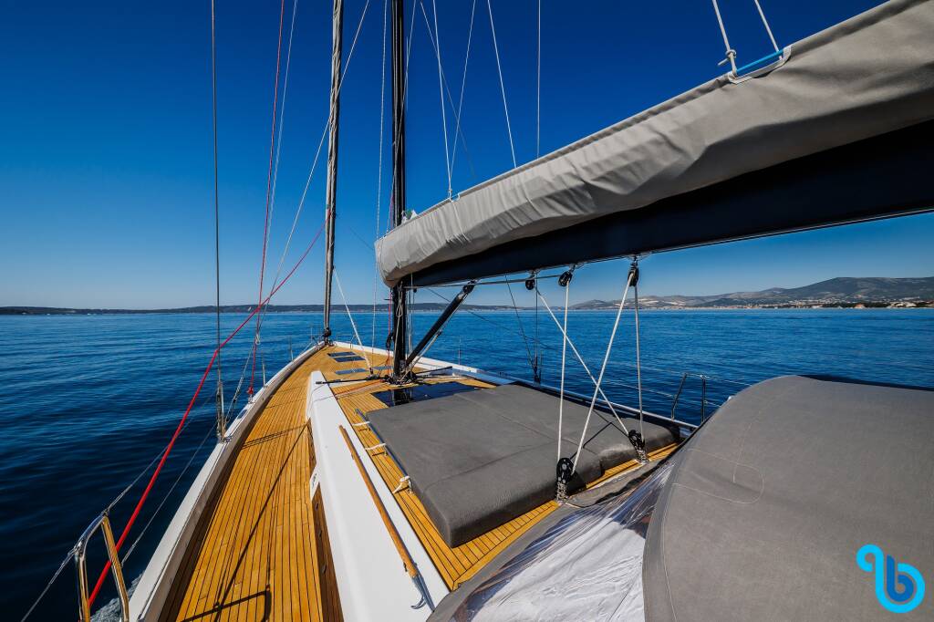 Hanse 588, 