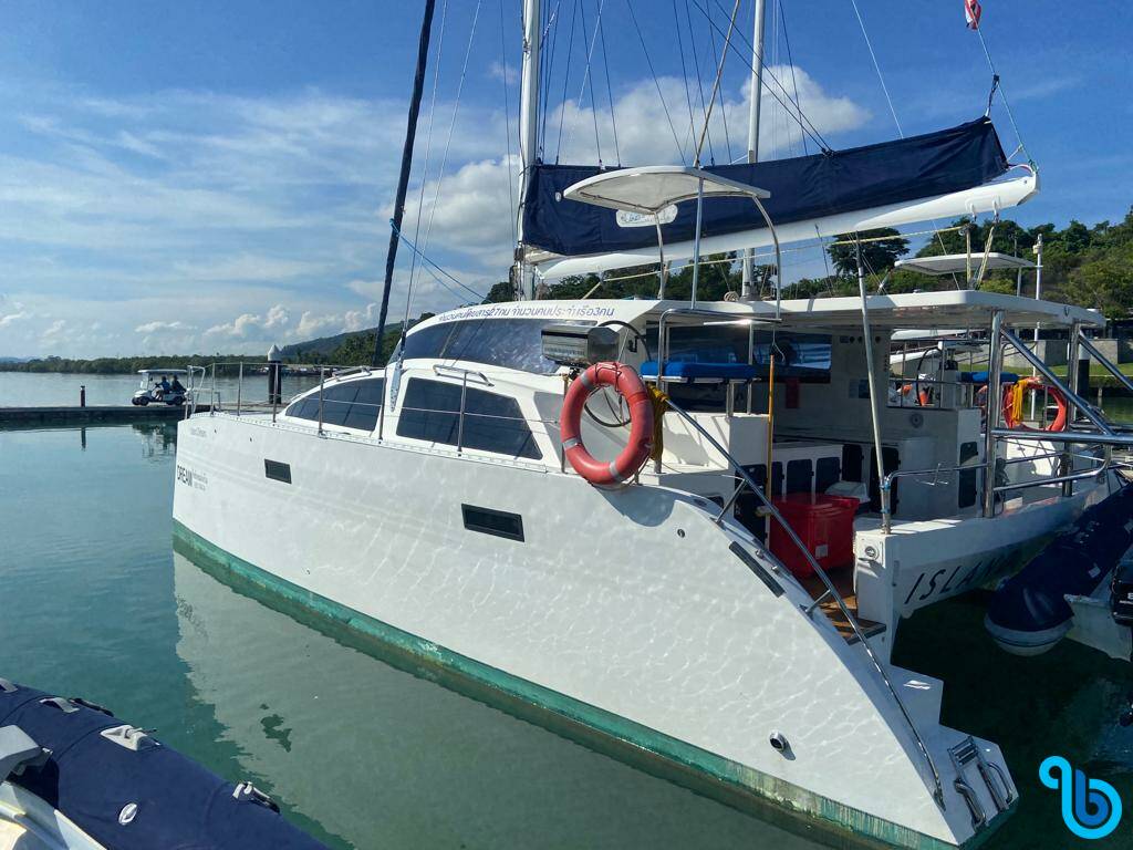 Island Spirit 38, Island Dream