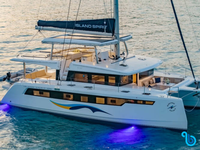 Island Spirit 525E | IS525 Electric Catamaran