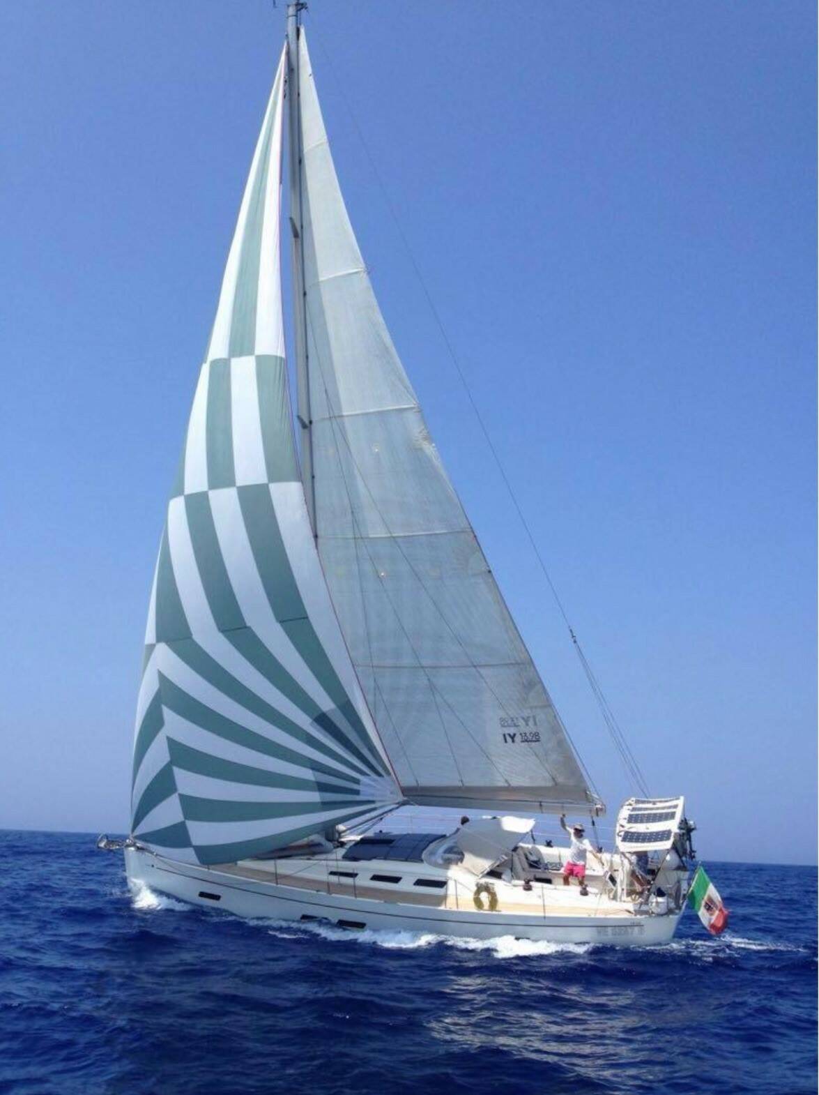 Italia Yachts 13.98, nessun nome