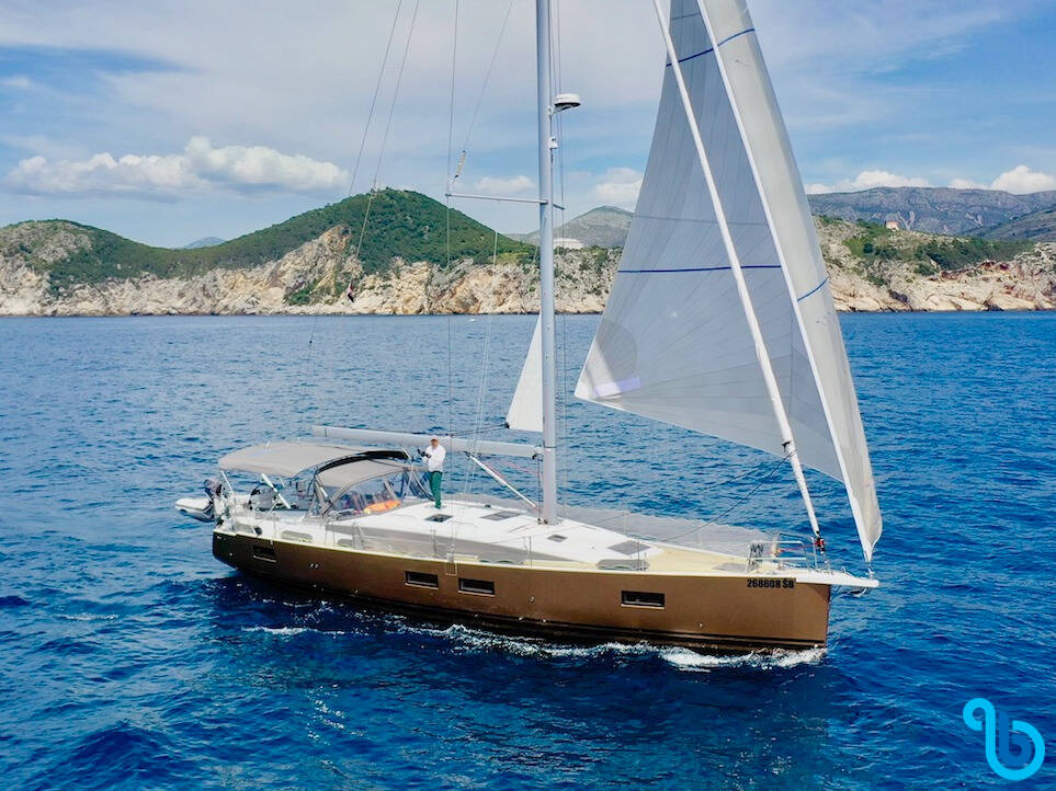 Jeanneau 51, 