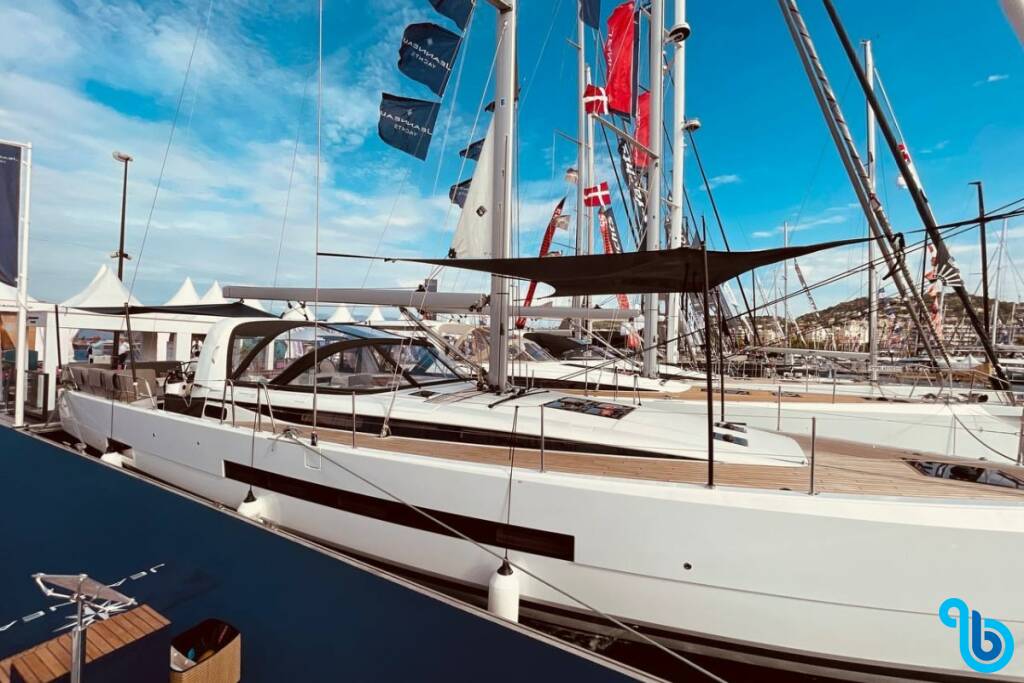 Jeanneau 55, Marina