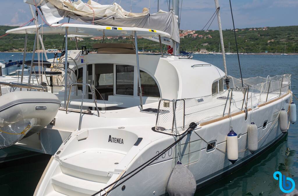 Lagoon 380 S2, Atenea