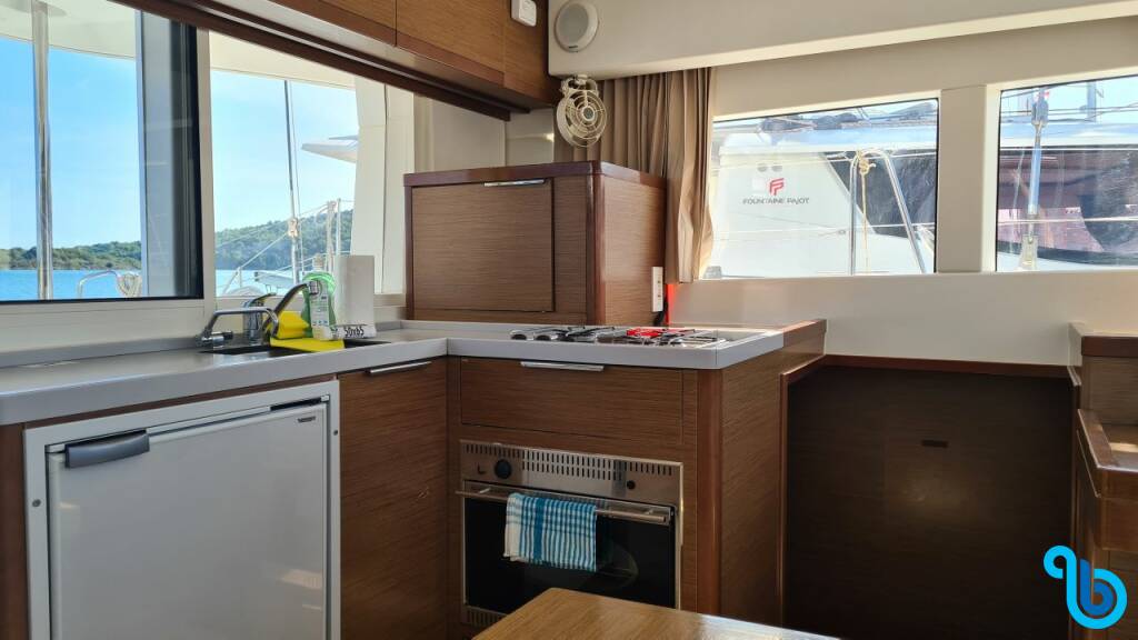 Lagoon 40, OCEAN KING III **