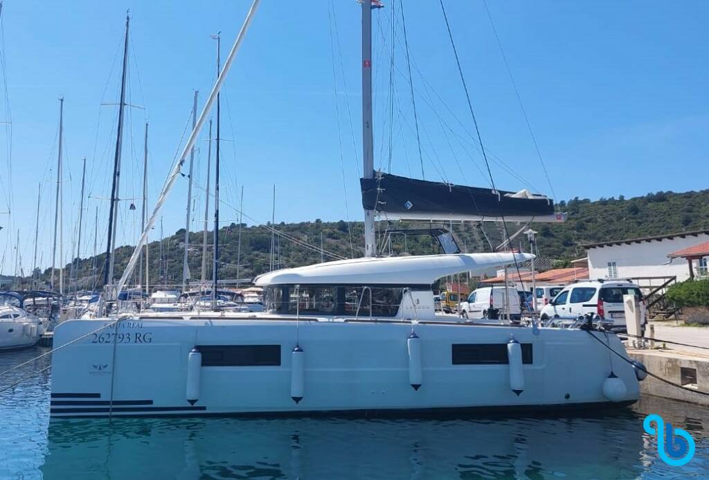 Lagoon 40, Bahia Real BLUE HULL