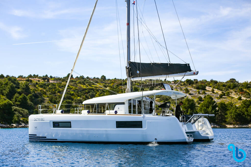 Lagoon 40, Bahia Real BLUE HULL