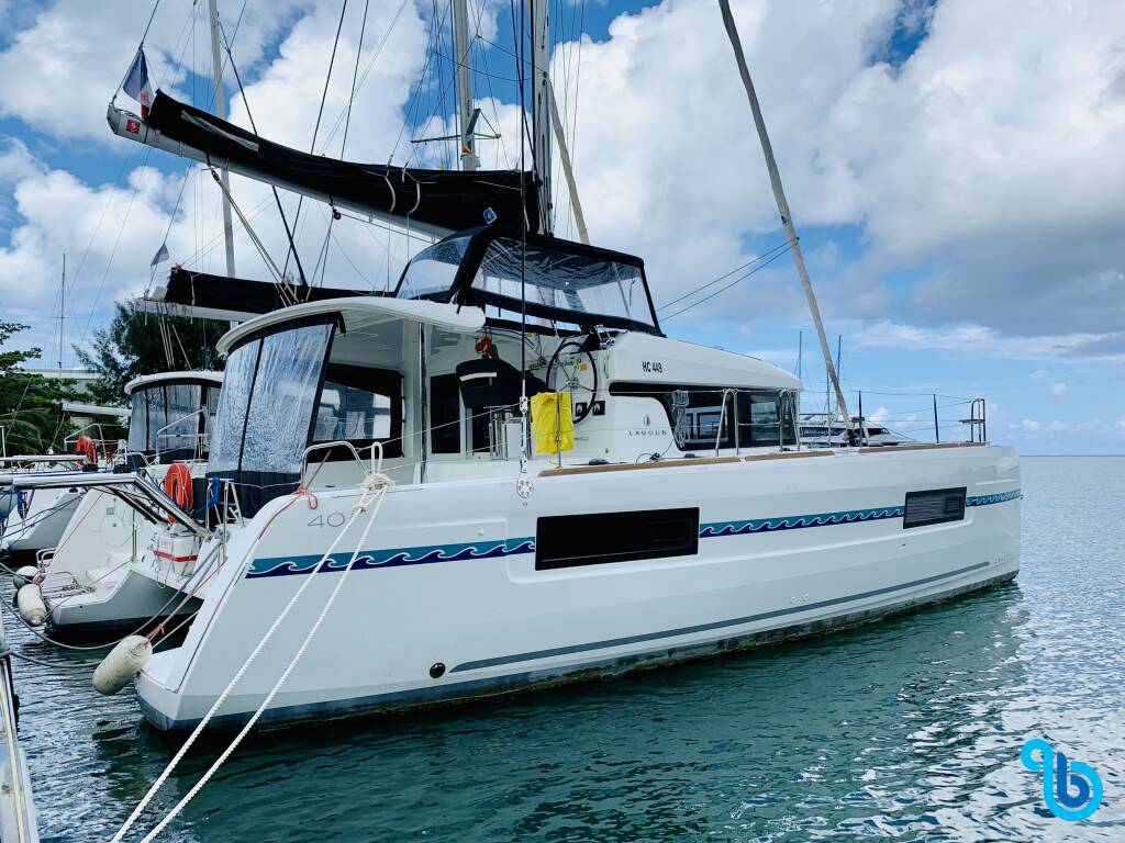 Lagoon 40, Unicorn