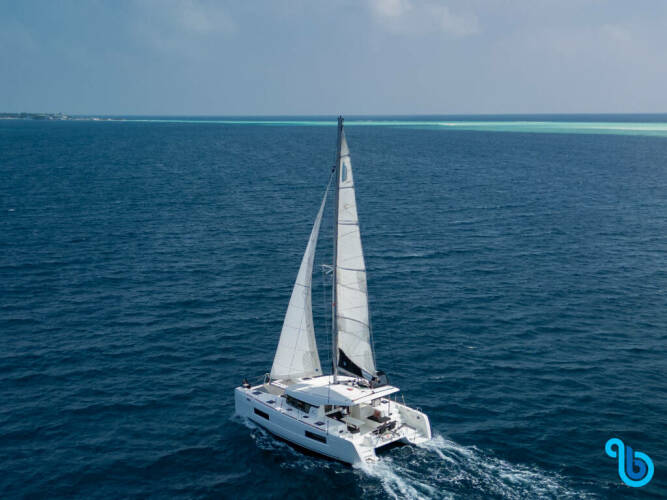 Lagoon 40 Sail La Vie