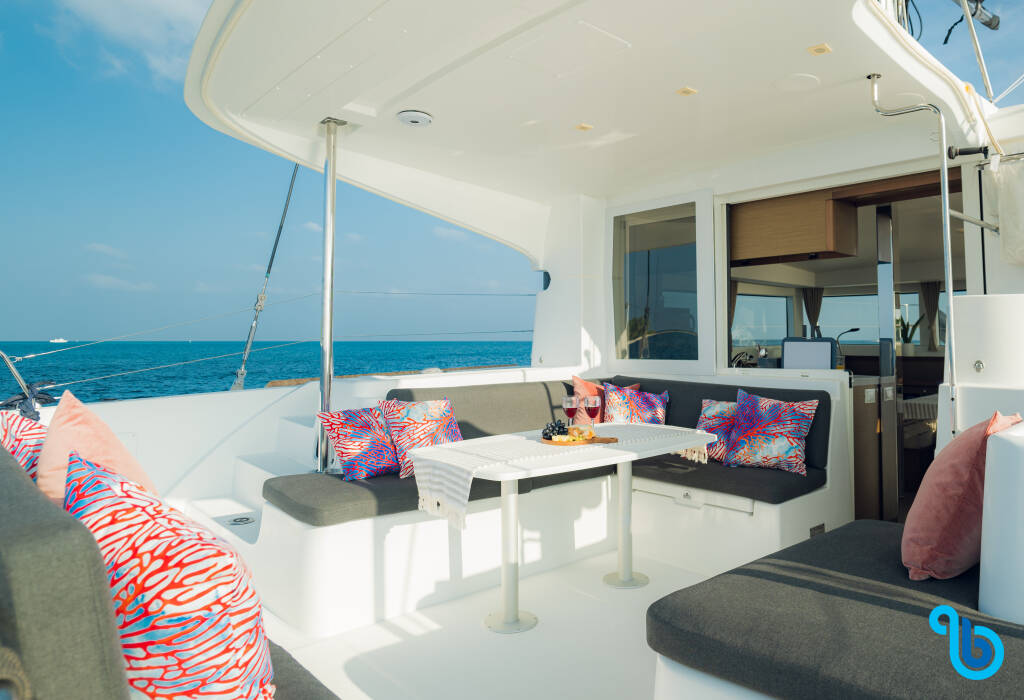 Lagoon 40, Sail La Vie