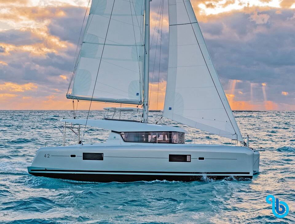 Lagoon 42 A, WHITE PEARL