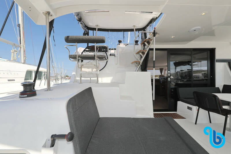 Lagoon 42, ROYAL SALUTE