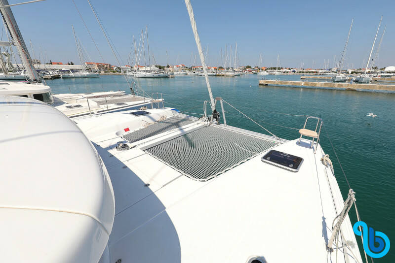 Lagoon 42, ROYAL SALUTE