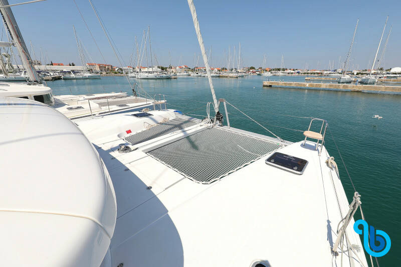 Lagoon 42, ROYAL SALUTE