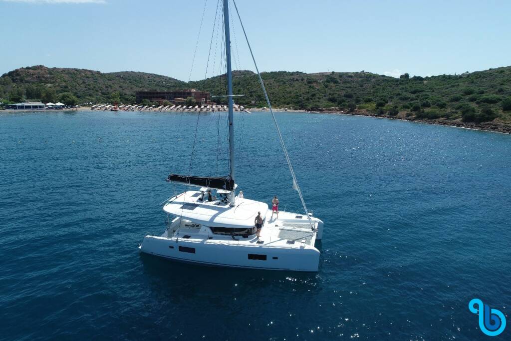 Lagoon 42, PRESTIGE