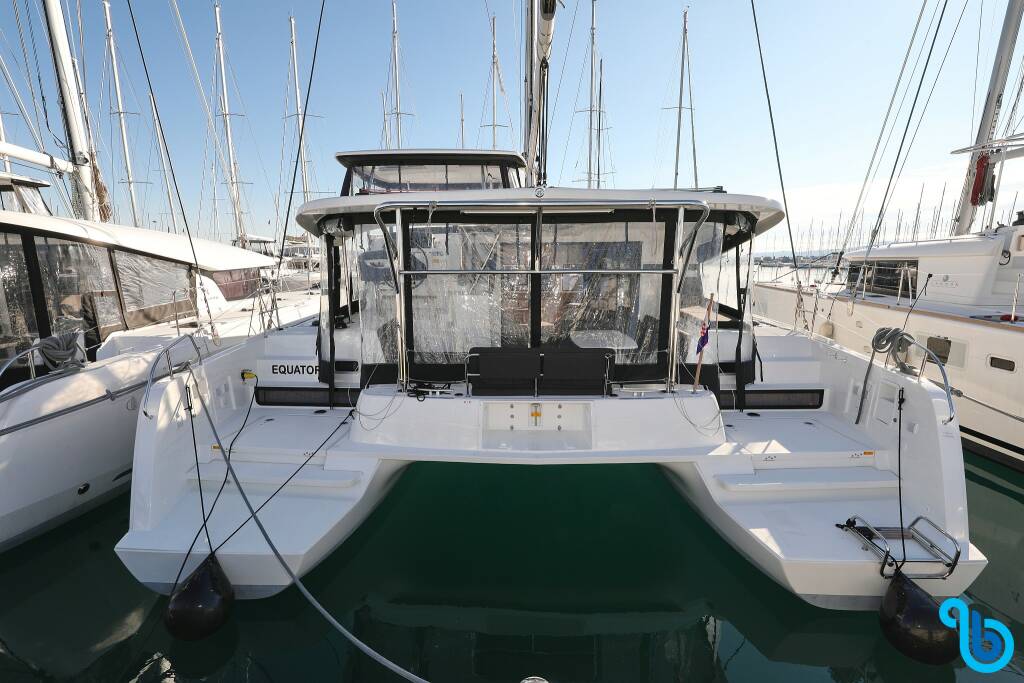 Lagoon 42, EQUATOR