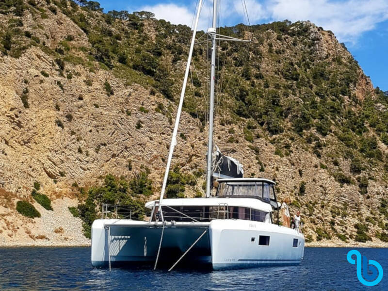 Lagoon 42, Genista II