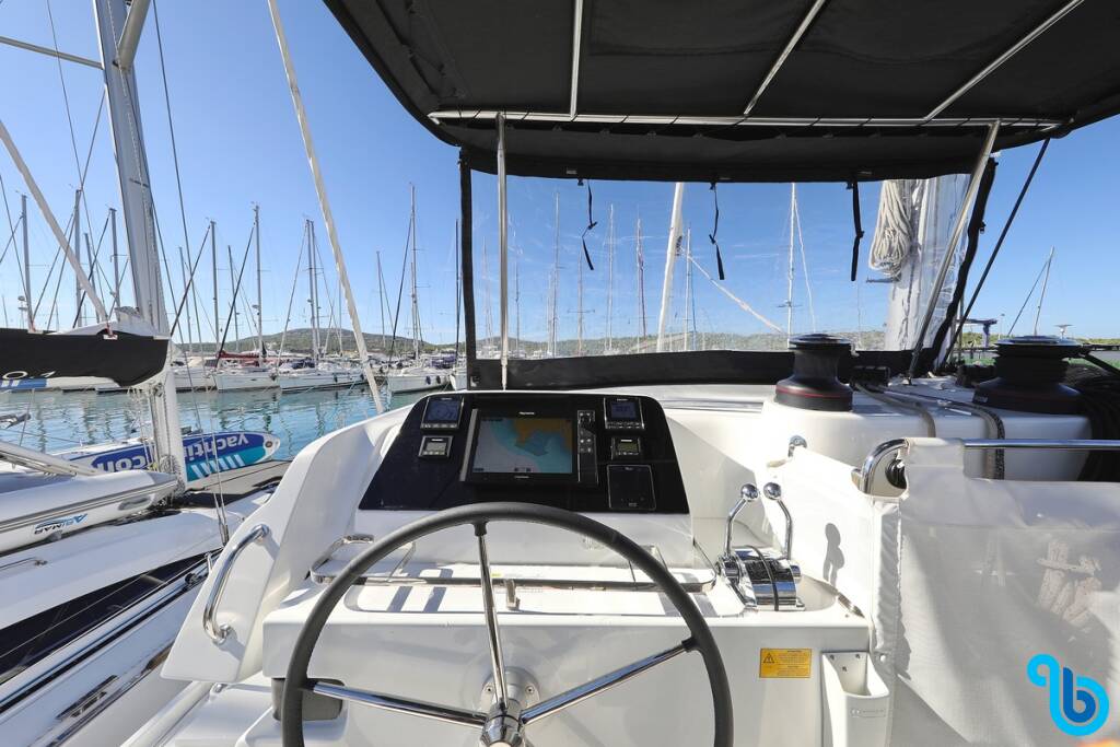 Lagoon 42, Sail la Vie