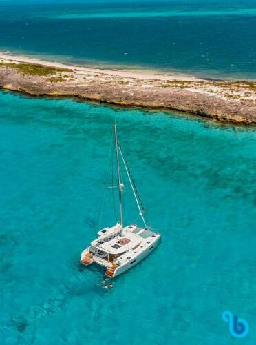 Lagoon 42 GOLDEN BRIDE