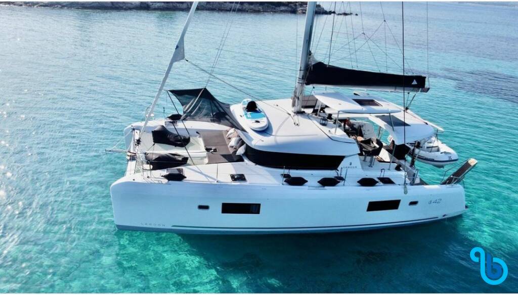 Lagoon 42 , KARLA Owner's Version - Skippered