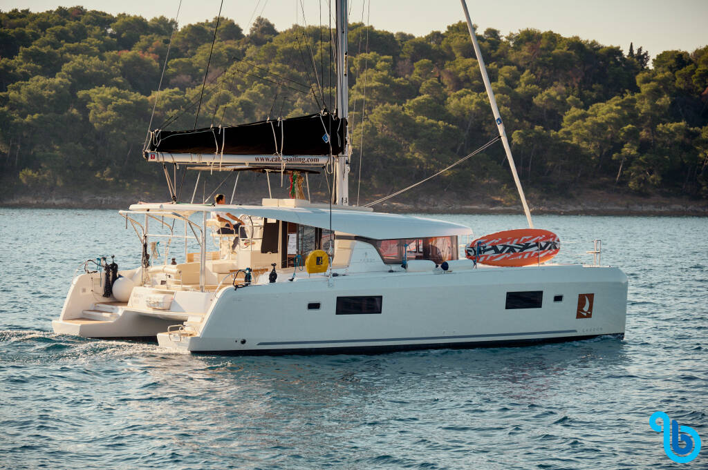 Lagoon 42, 