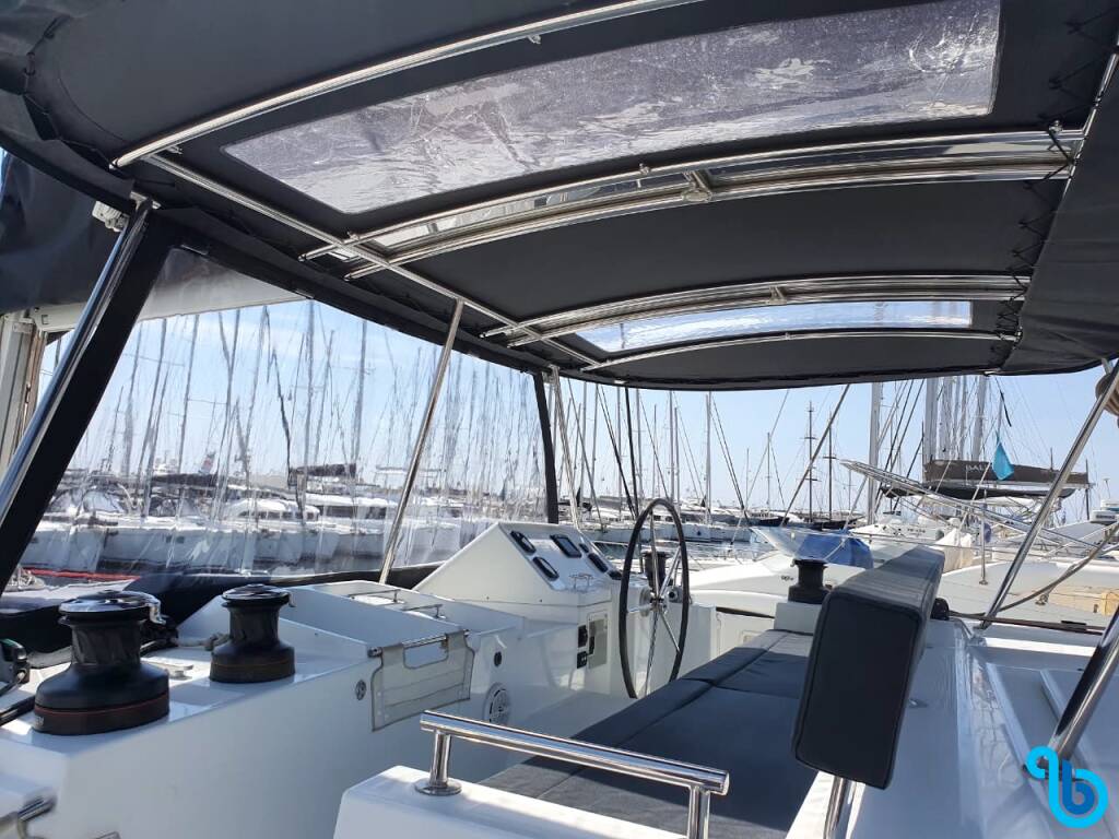 Catamaran Lagoon 450F 