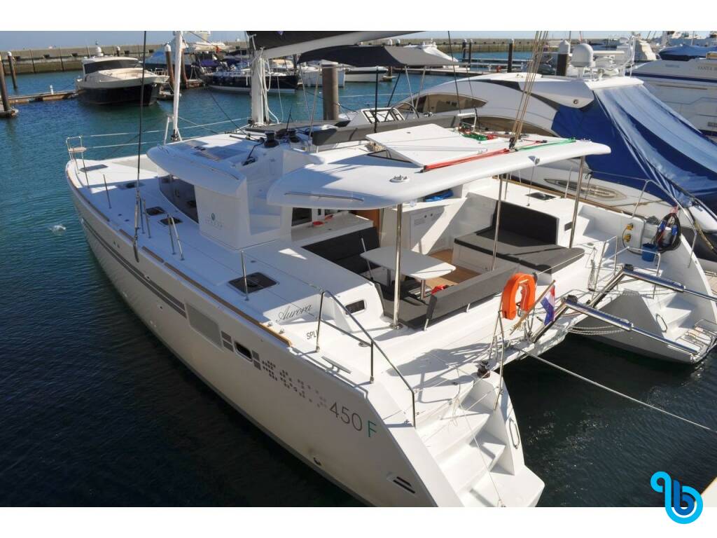 Lagoon 450  Fly, QUIC