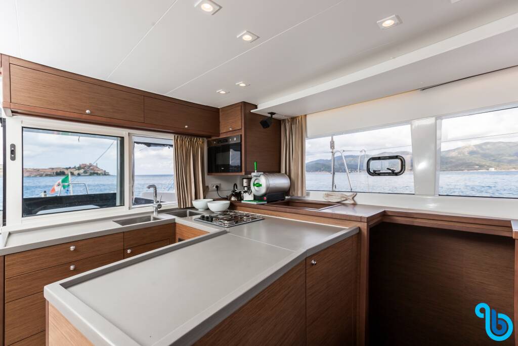 Lagoon 450  Flybridge, Harael