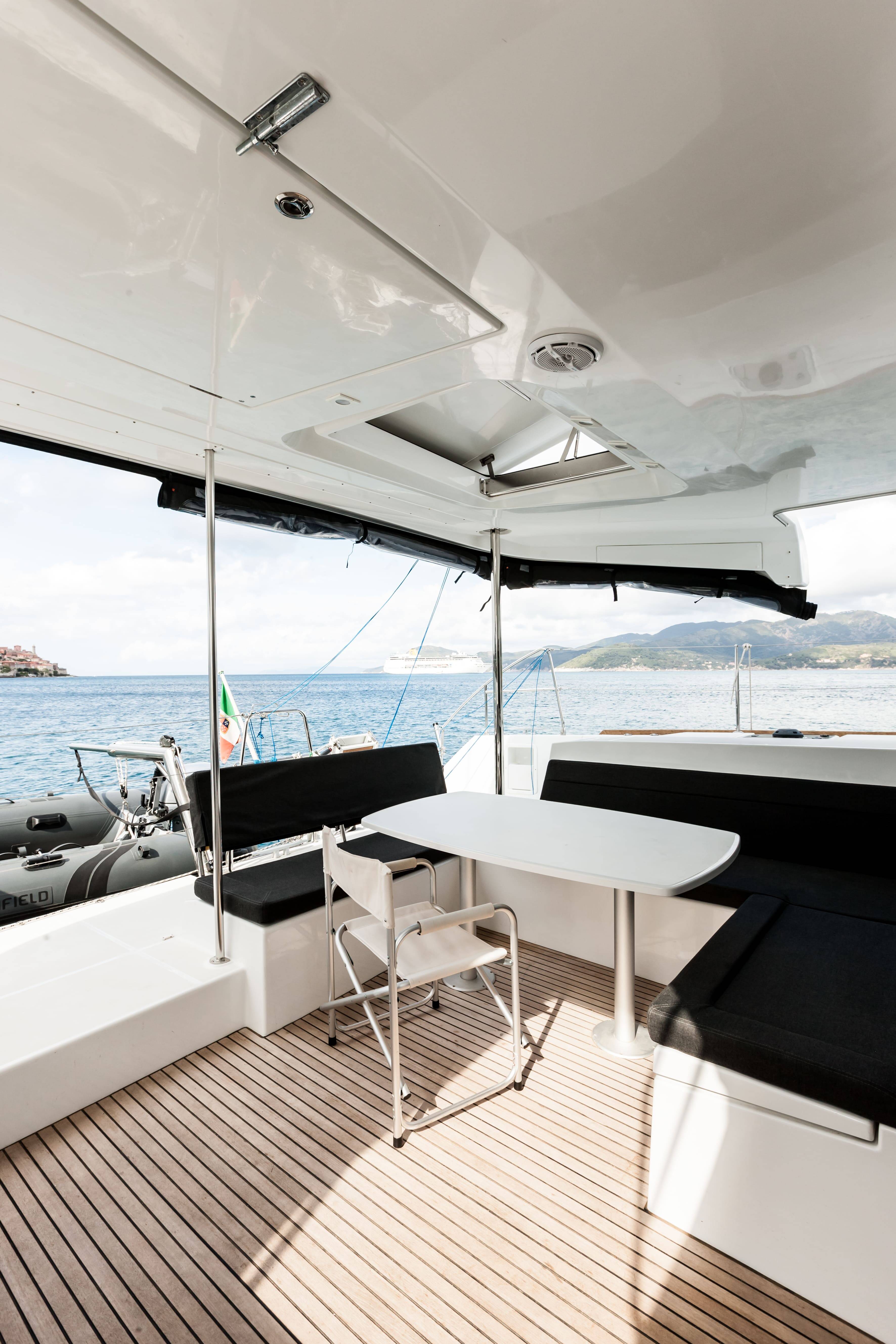 Lagoon 450  Flybridge, Harael