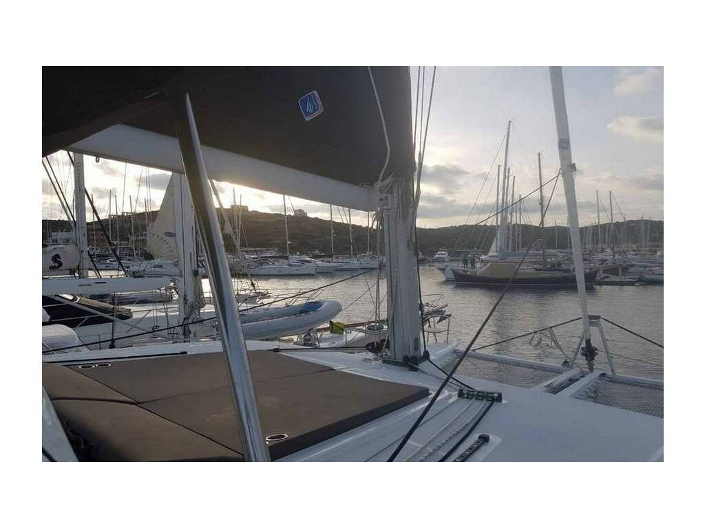 Lagoon 450  Flybridge, FO'S