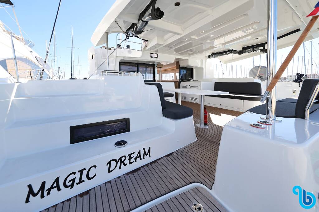 Lagoon 46, NEW LAGOON 46