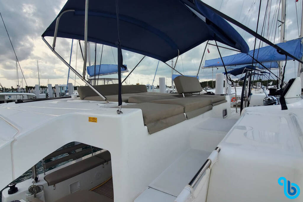 Lagoon 46, SIR JAX