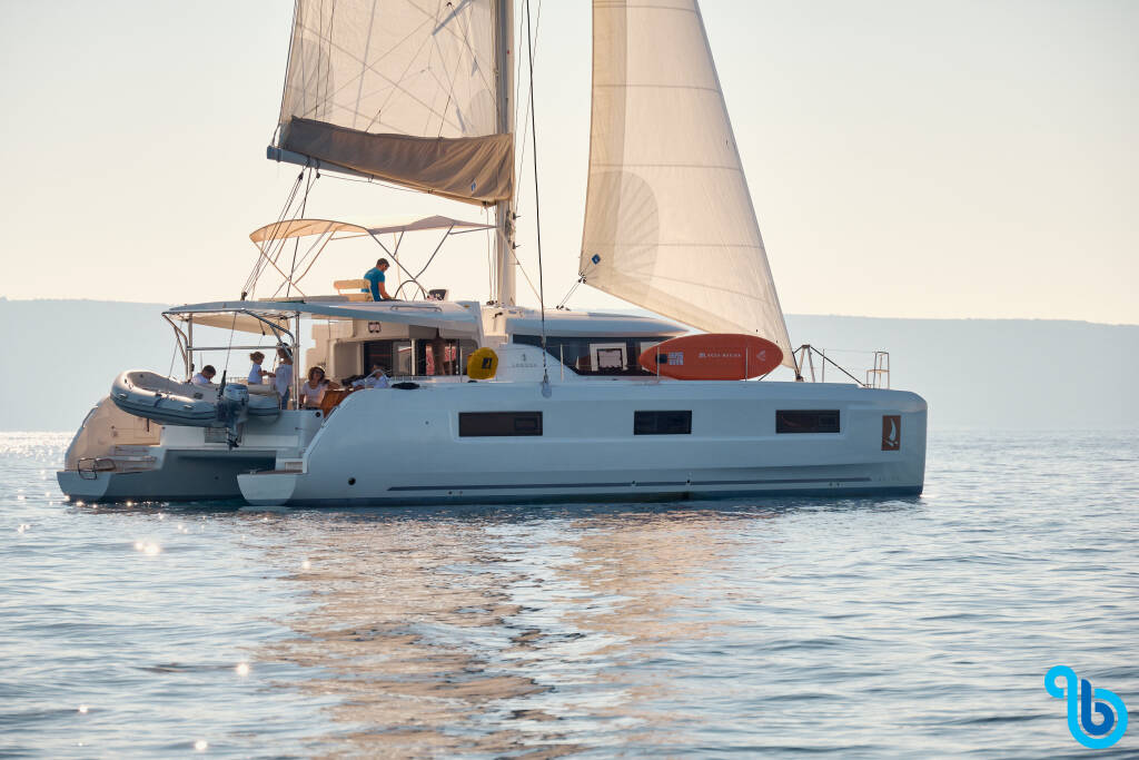 Lagoon 46, Aquarius