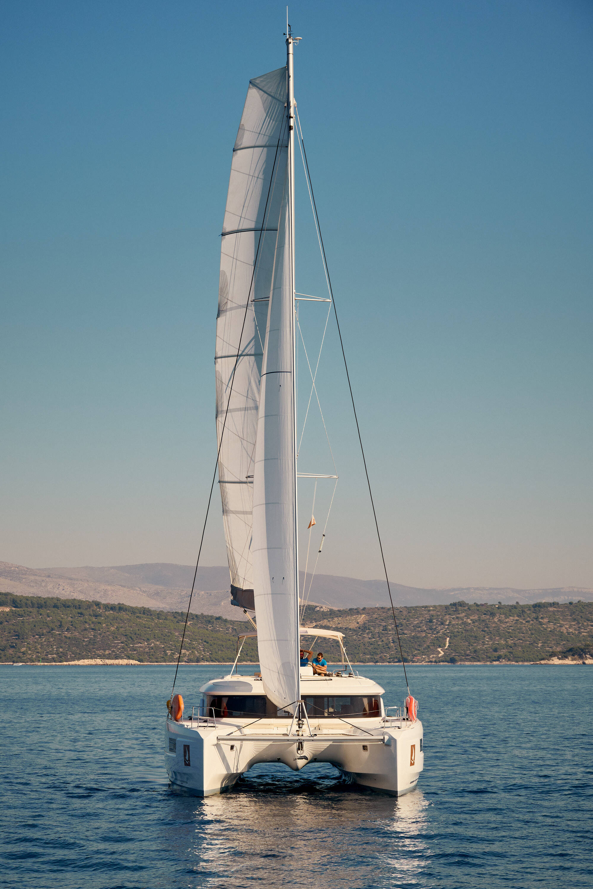 Lagoon 46, Aquarius