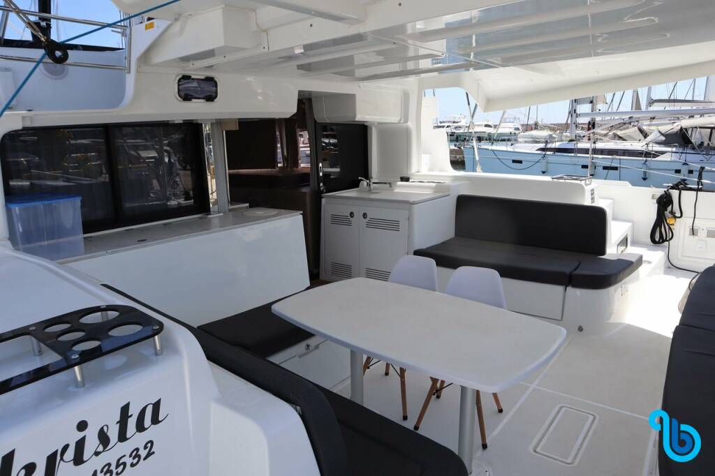 Lagoon 46, PRESTIGE