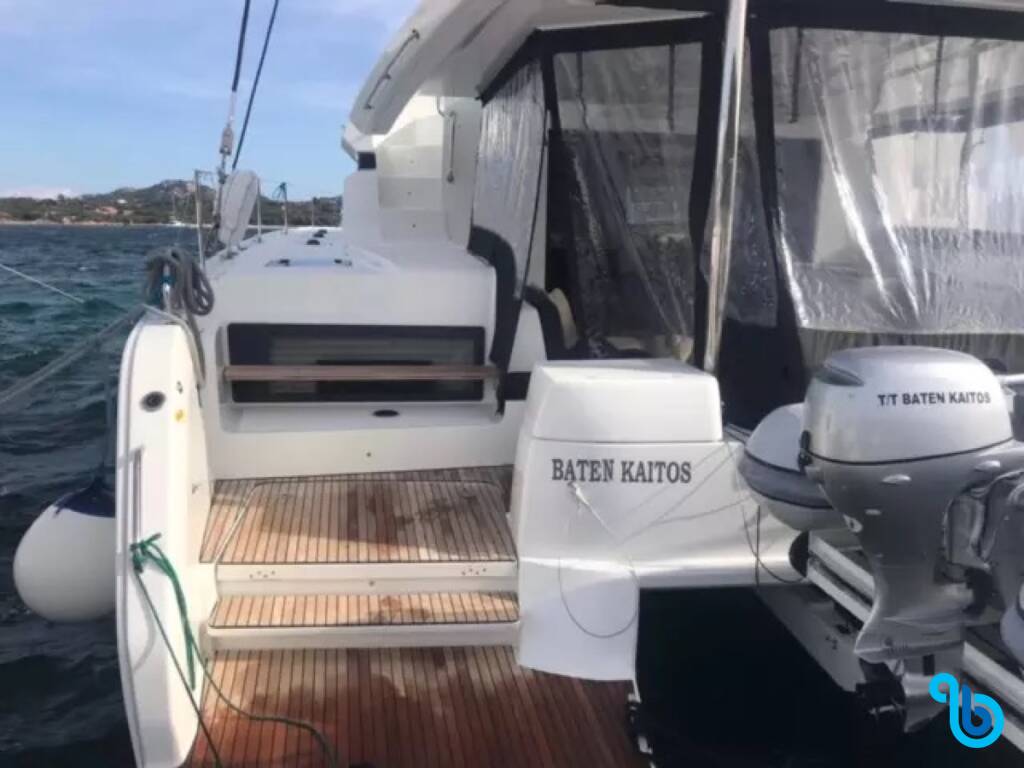 Lagoon 50, Baten Kaitos II  (A/C, WM, Generator, Tender Lift, Inverter)