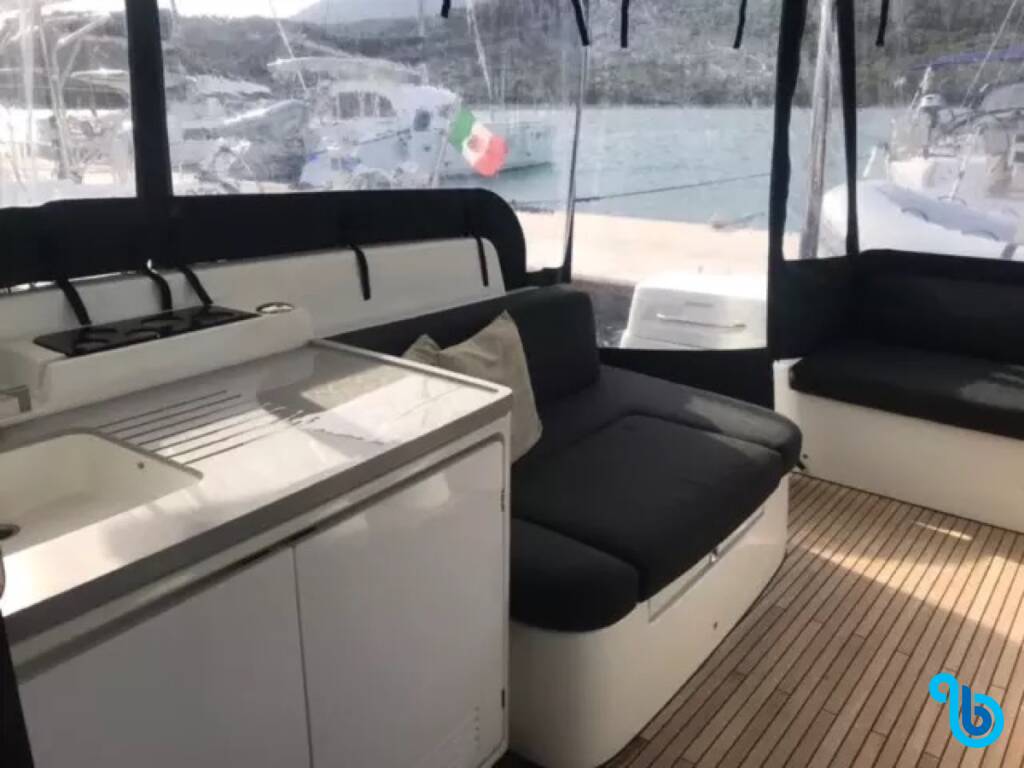 Lagoon 50, Baten Kaitos II  (A/C, WM, Generator, Tender Lift, Inverter)