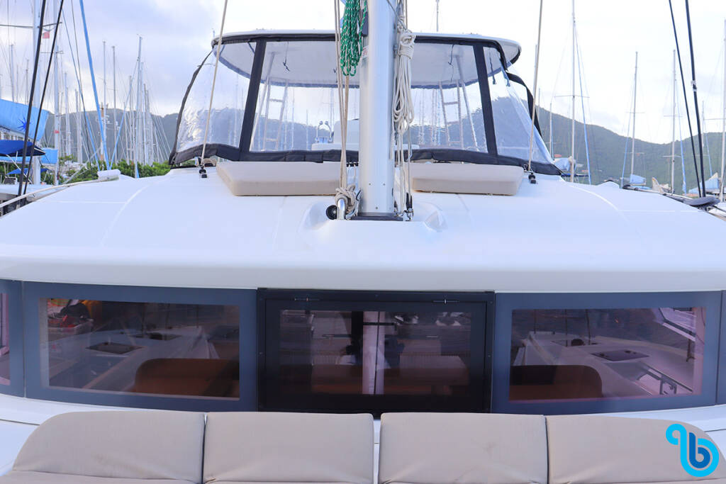 Lagoon 51, GOLDEN HIND