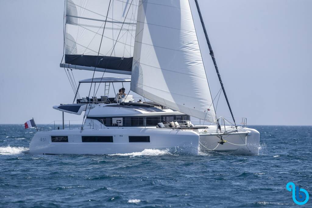 Lagoon 51, NEW (crewed)