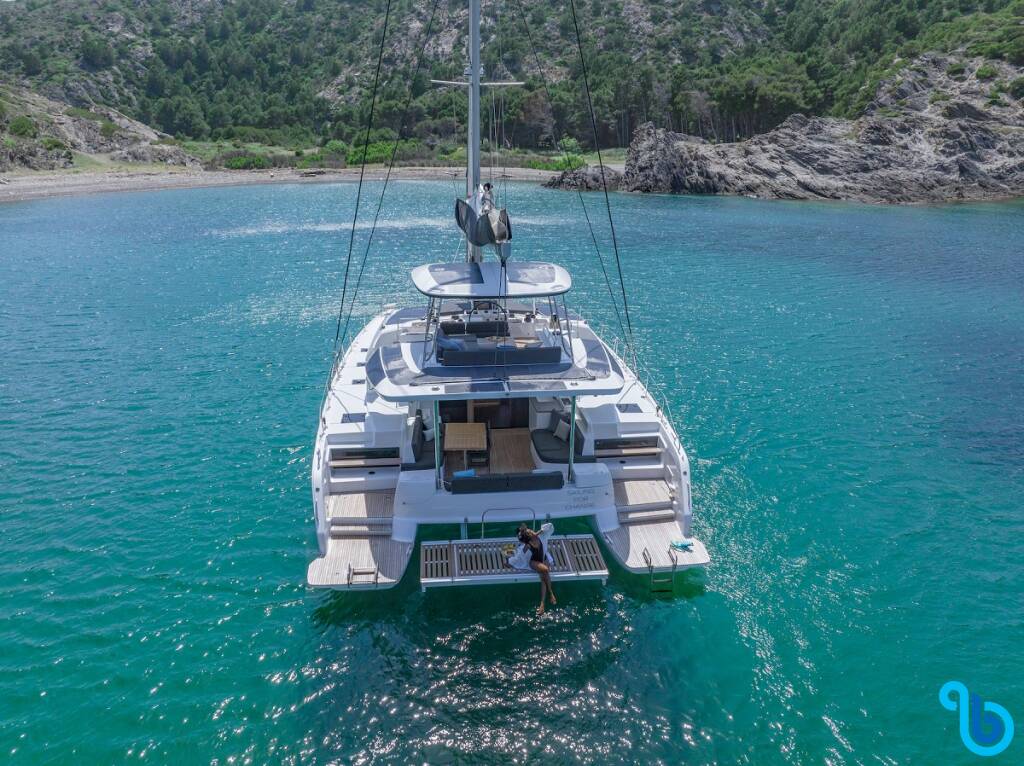 Lagoon 51, NEW (crewed)