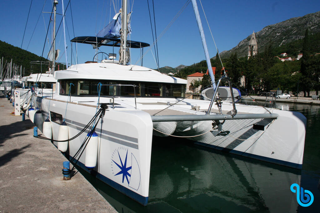 Lagoon 52 F, SAGA