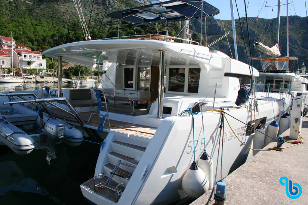 Lagoon 52 F, SAGA