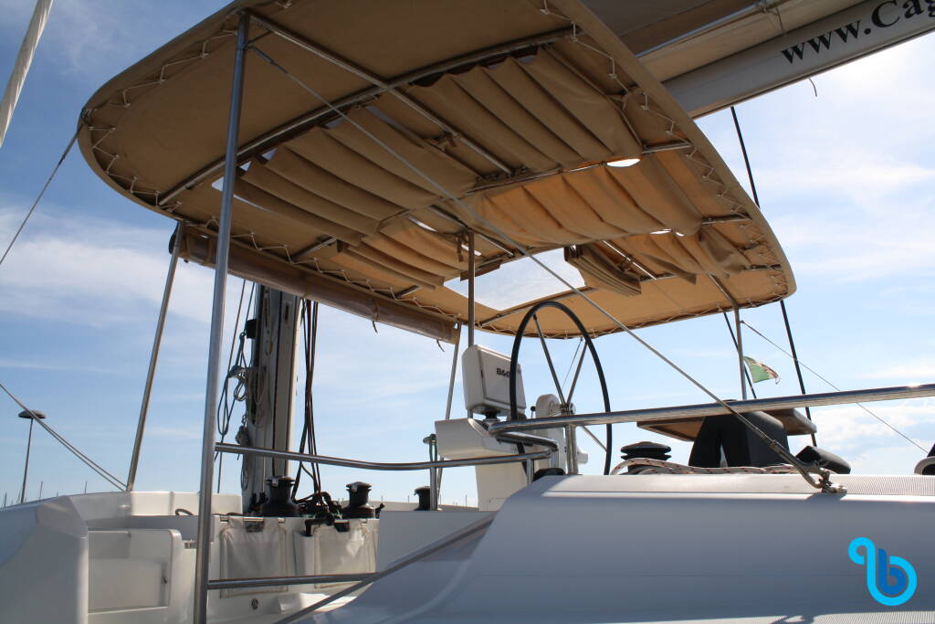 Lagoon 52F, Cala Luna - air conditioned -