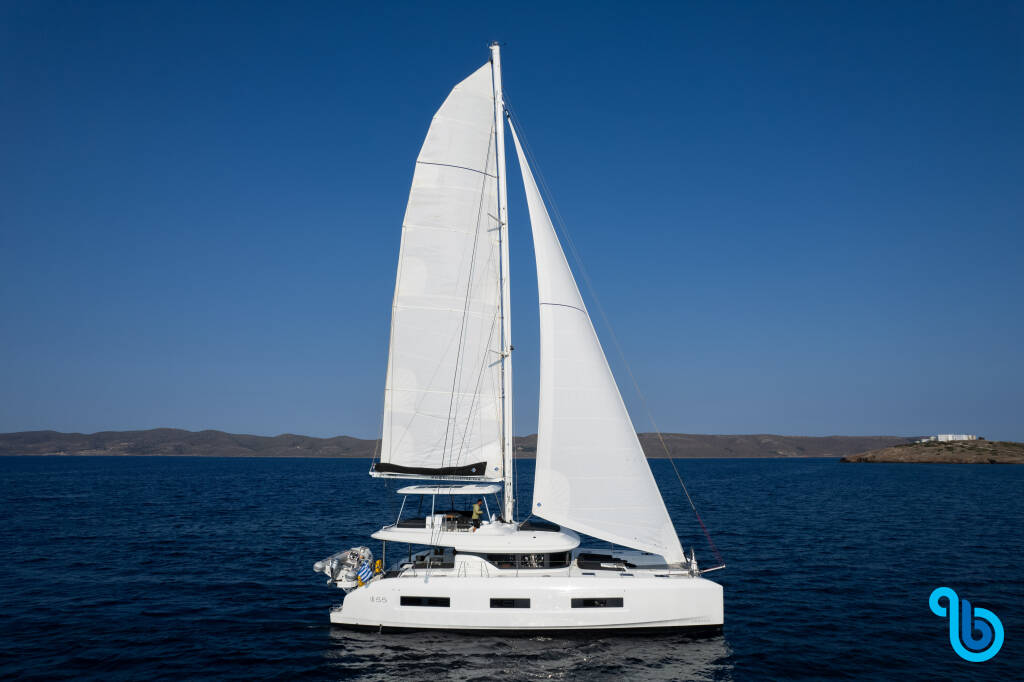 Lagoon 55, Adel