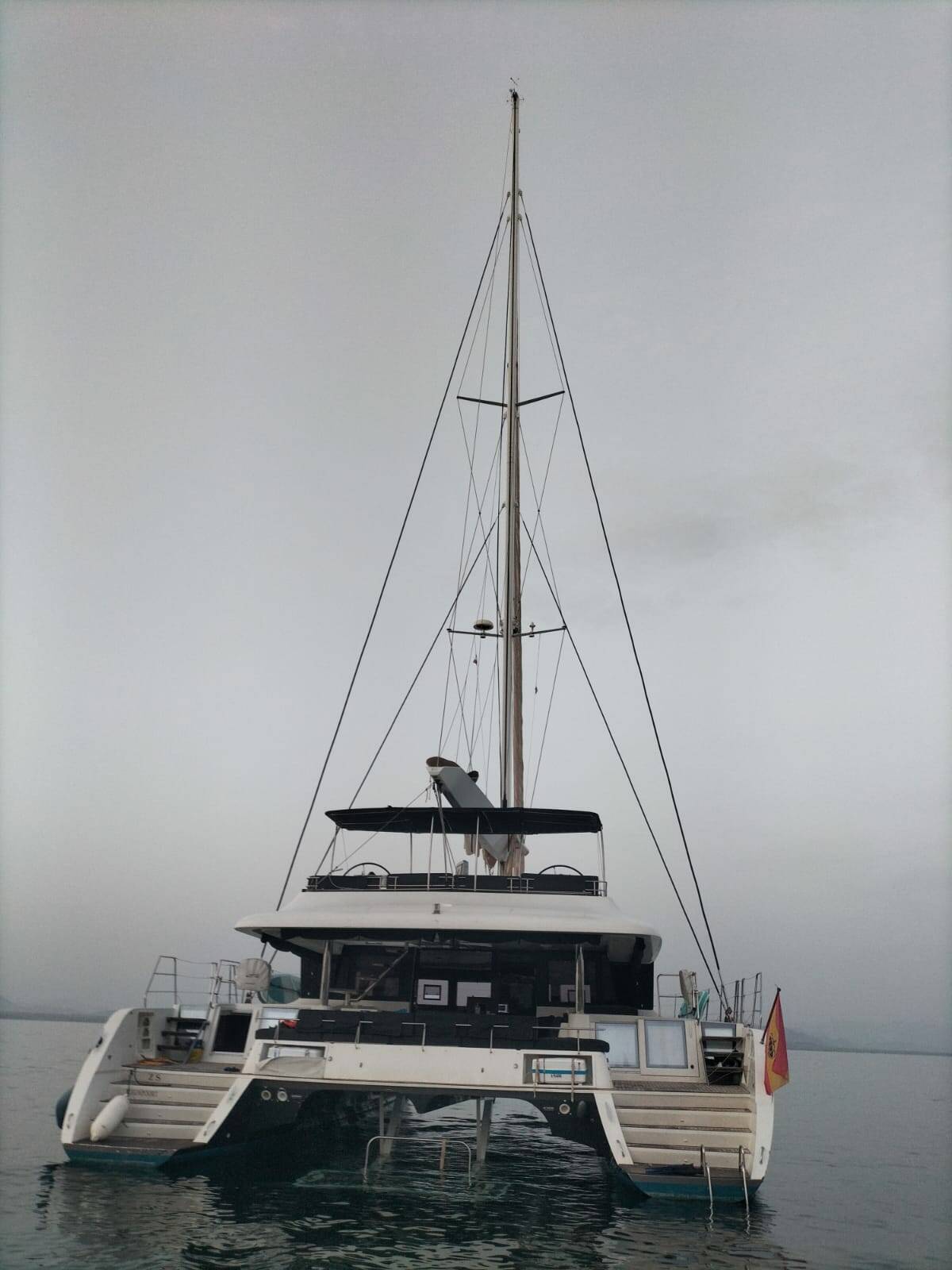 Lagoon 620, ZS