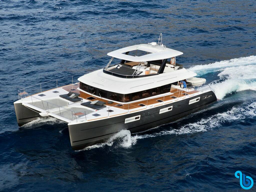 Lagoon 630 Powercat LUX Pearly Gates