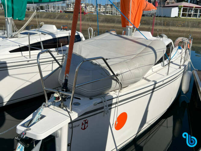 Maxus 26, Mistral