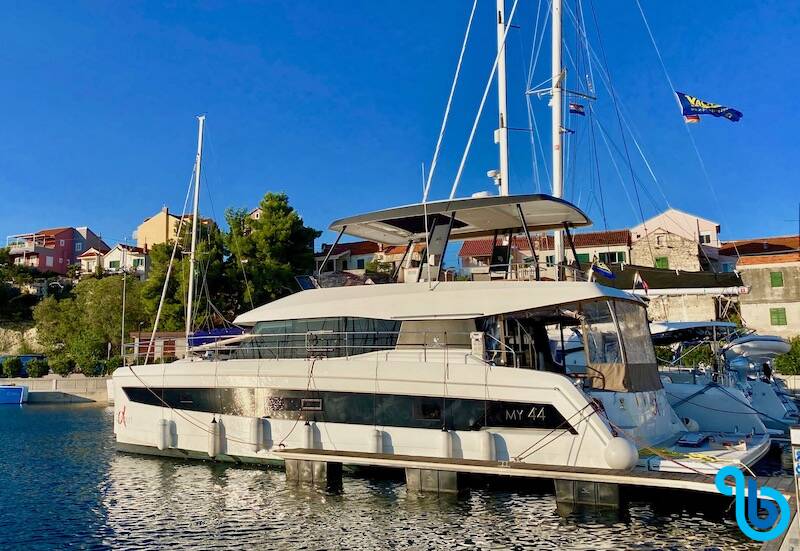 MY 44 Fountaine Pajot, 