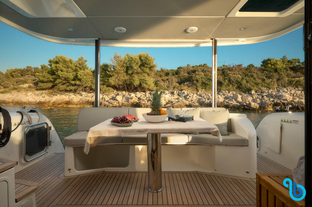 Navetta 48, AVA