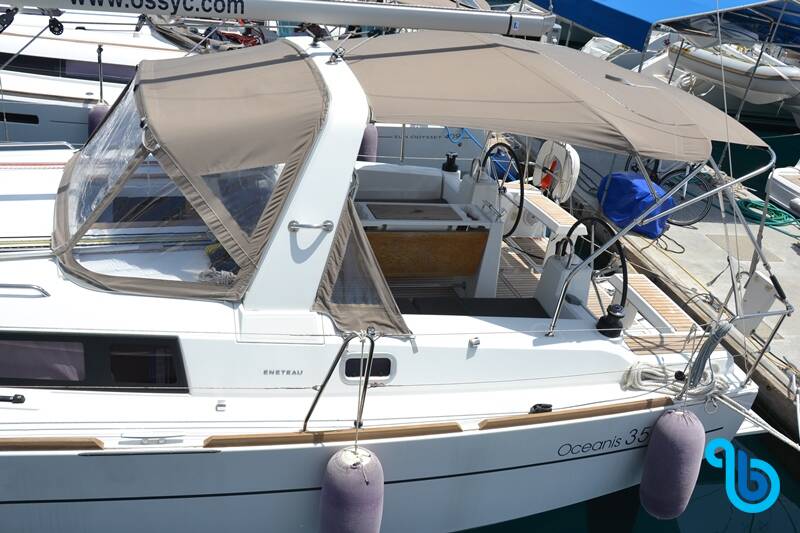 Oceanis 35, Blondi